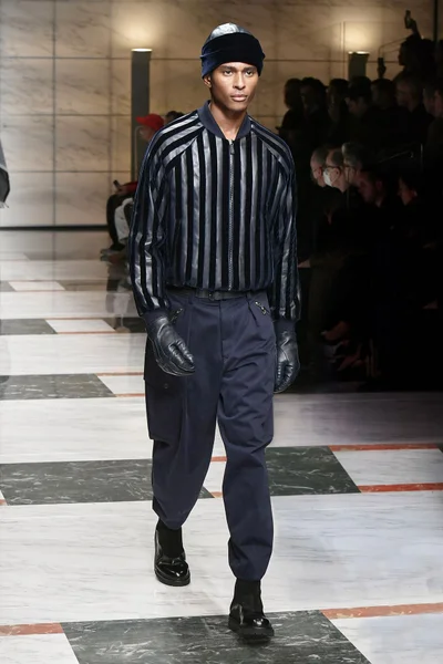 Look 41
